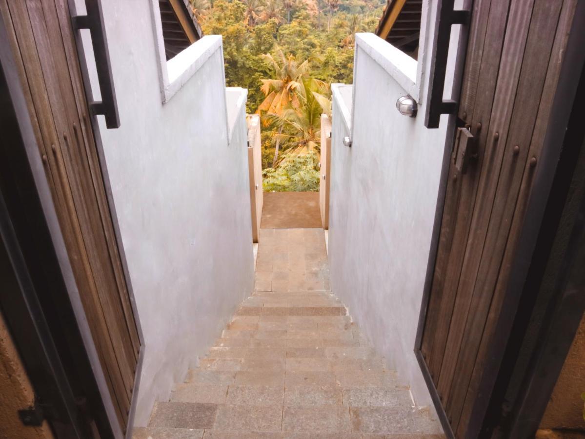 러비나 Abinawa Hill B&B 외부 사진