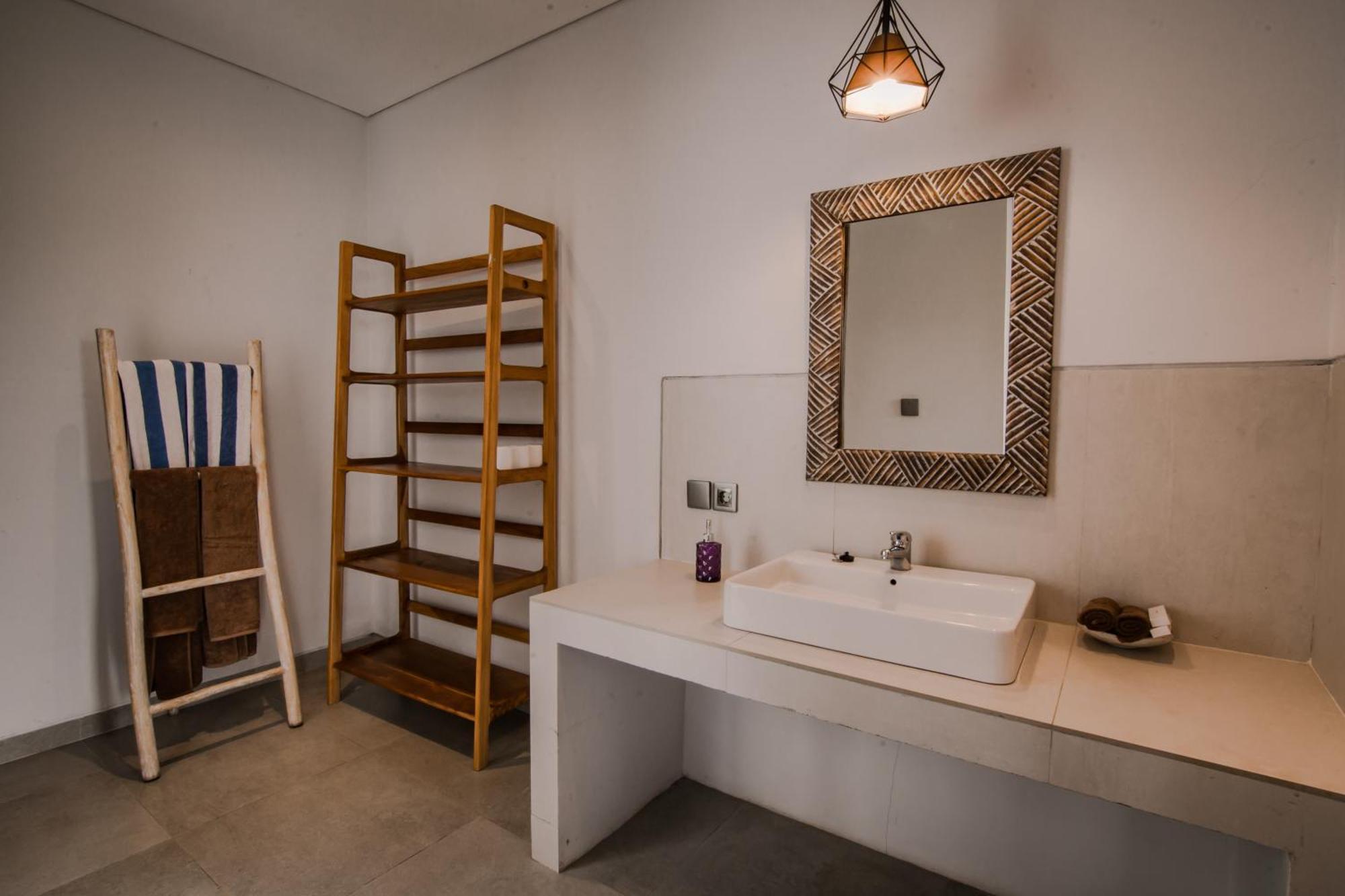 러비나 Abinawa Hill B&B 외부 사진